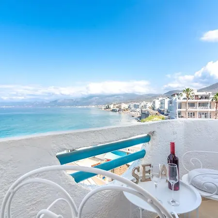 Seaside With View In The Heart Of Apartment Hersonissos (Crete)